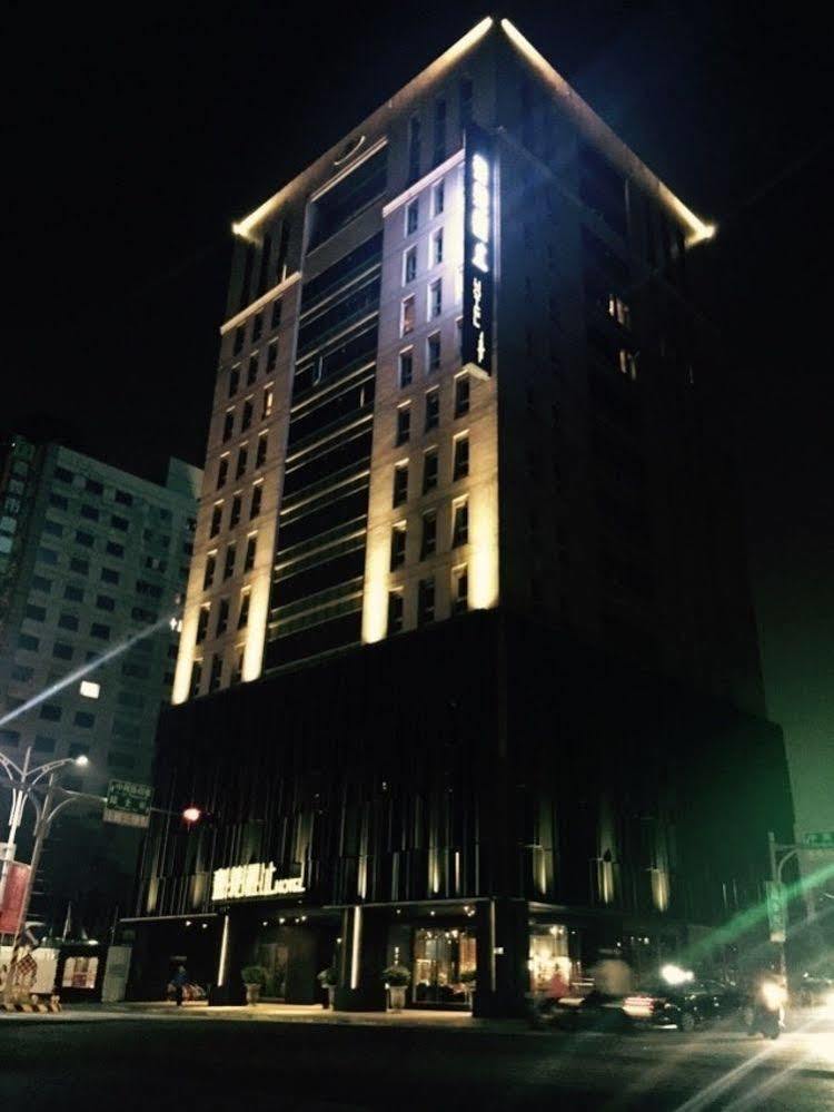 Chiayi Guanzhi Hotel Екстер'єр фото